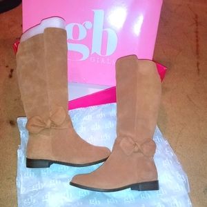Girls knee high boots with bow detail. Brand new